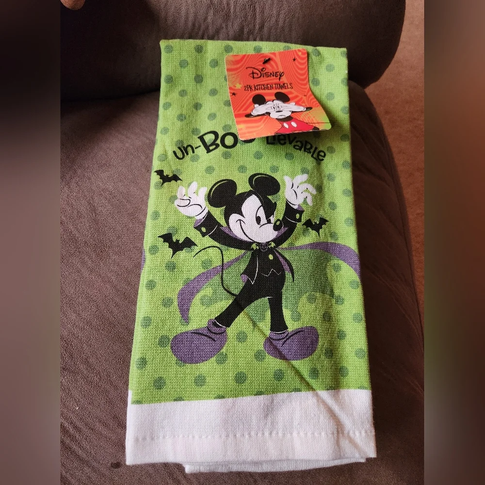 Mickey Mouse Halloween Kitchen Towels Set Of 2 NWT